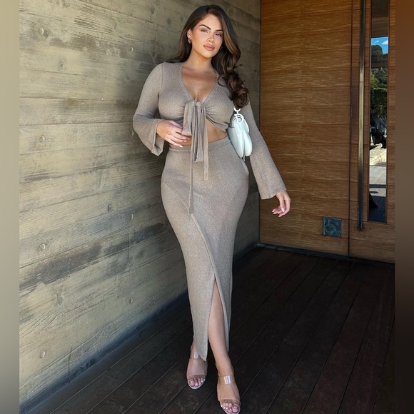 Meshki Petra Taupe Knit Skirt Set - Picture 1 of 9